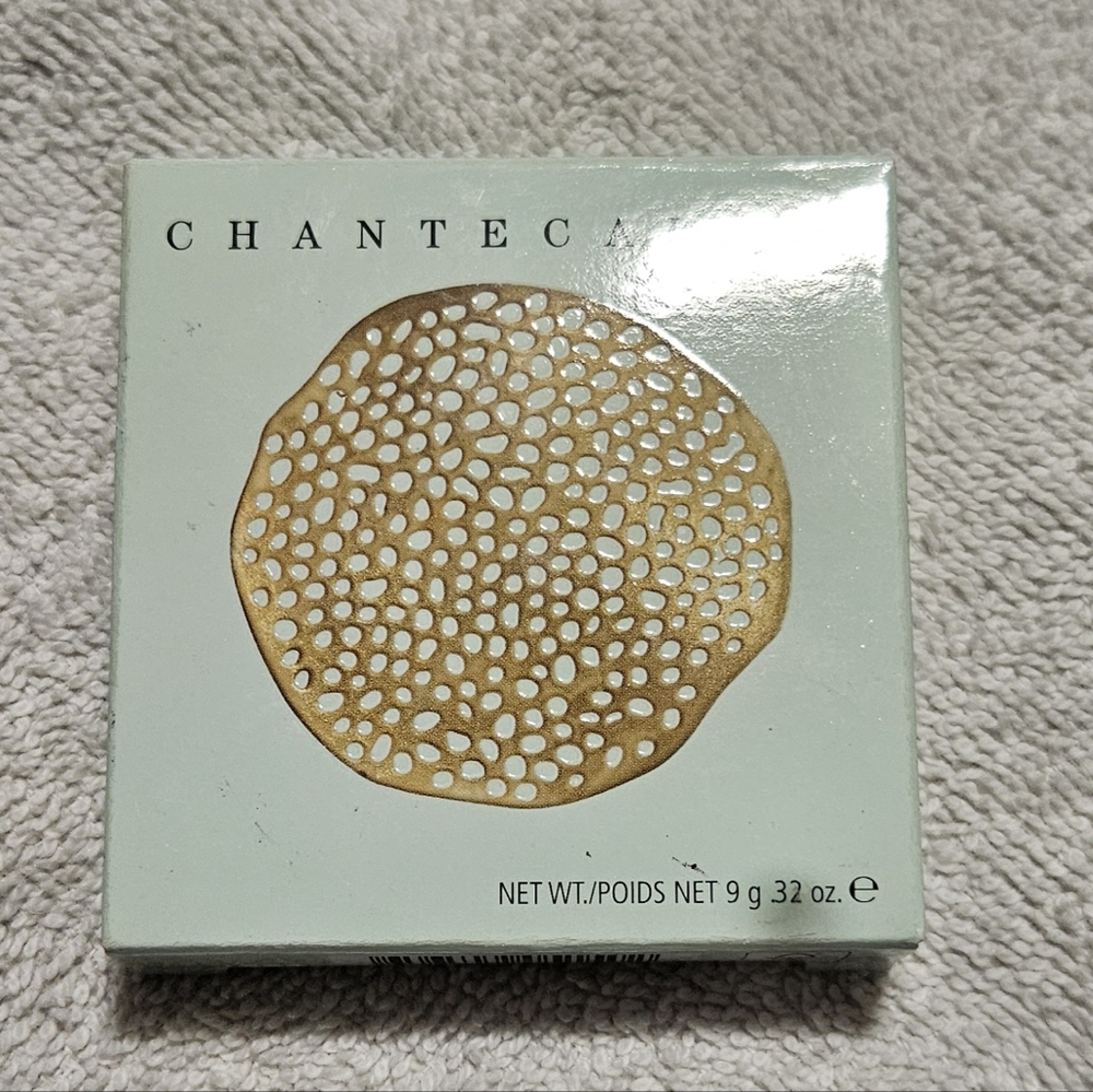 Chantechaille cosmetics  lotus PURE GLOW RADIANCE POWDER